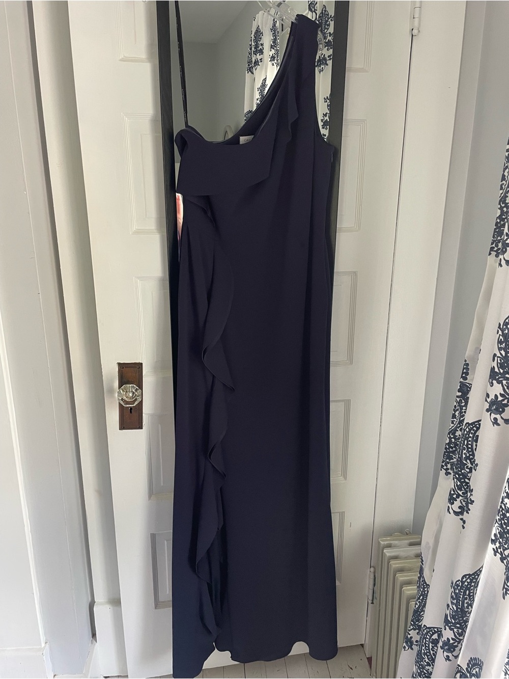 Calvin Klein like new One-Shoulder Navy Blue Ruffle Evening Dress